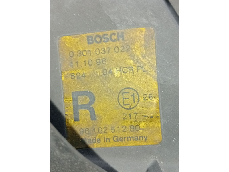 Recambio de faro derecho para peugeot 406 (8b) 1.8 16v referencia OEM IAM 0301037022 111096 