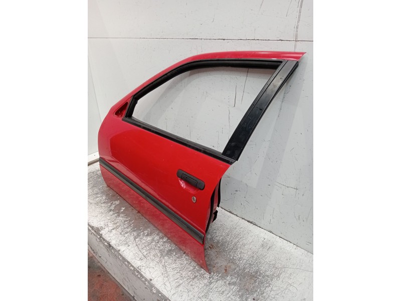 Recambio de puerta delantera izquierda para nissan primera (p10) 1.6 referencia OEM IAM  4P 
