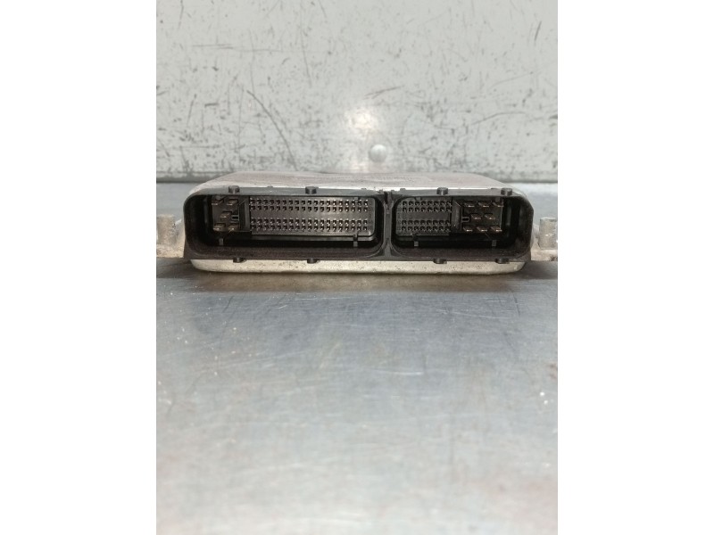 Recambio de centralita motor uce para seat leon (1m1) 1.9 tdi referencia OEM IAM 0281010683 038906012ZK 