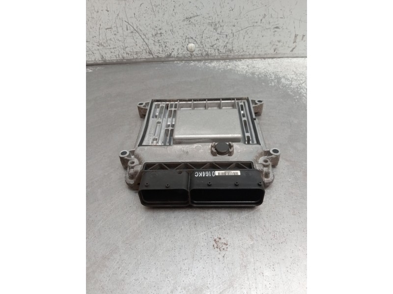 Recambio de centralita motor uce para hyundai i30 classic referencia OEM IAM 391122B102 9001040164KC 