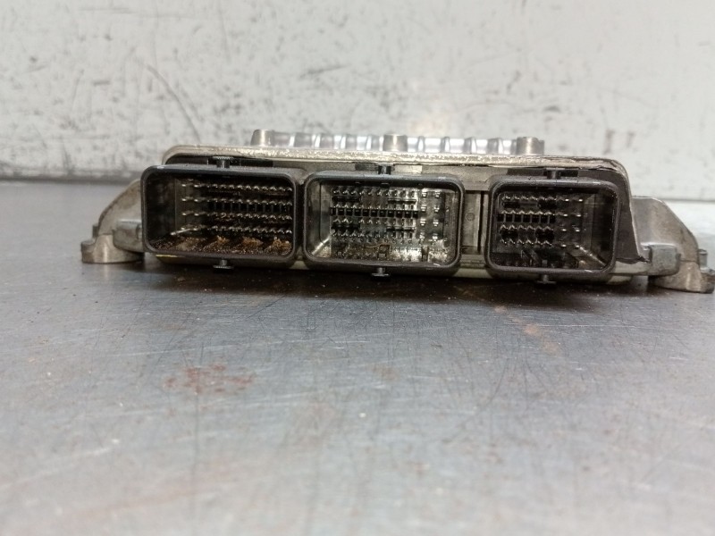 Recambio de centralita motor uce para citroën c5 ii (rc_) 2.0 hdi (rcrhrh) referencia OEM IAM 5WS40307AT SW9659211580 HW96550414