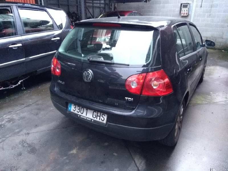 volkswagen golf v berlina (1k1) del año 2008