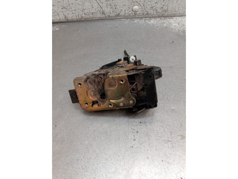 Recambio de motor cierre centralizado trasero izquierdo para ford focus i (daw, dbw) 1.8 tdci referencia OEM IAM  5P 