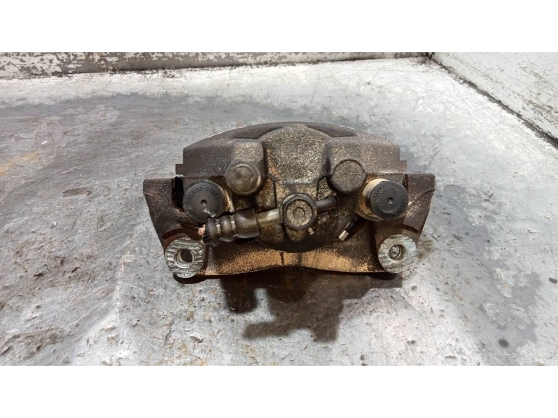 Recambio de pinza freno delantera izquierda para toyota yaris 1.3 16v cat referencia OEM IAM   