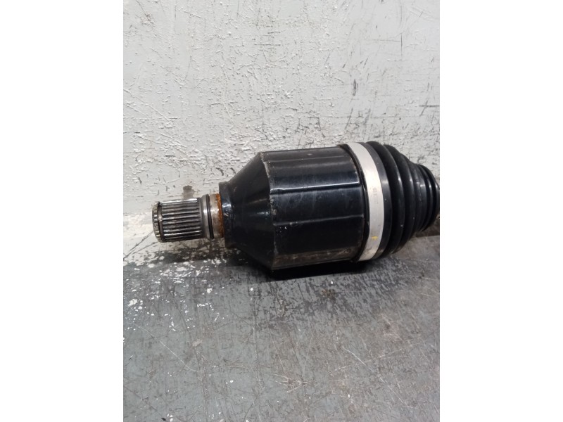 Recambio de transmision trasera izquierda para jeep renegade referencia OEM IAM 00521137690  