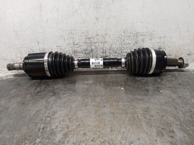 Recambio de transmision delantera izquierda para jeep renegade referencia OEM IAM 00521161970  