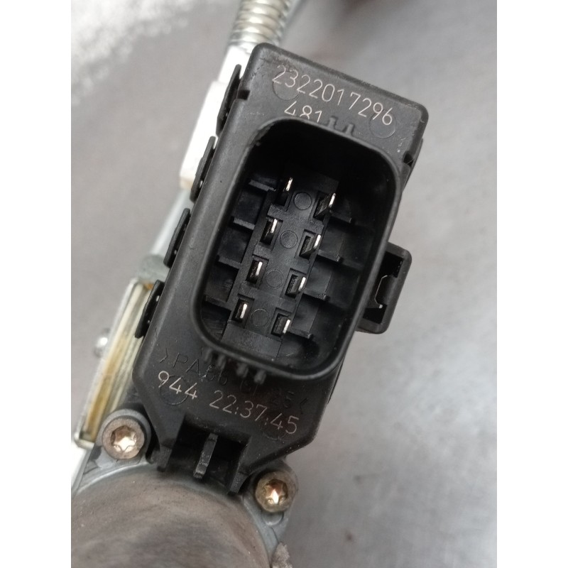 Recambio de elevalunas delantero izquierdo para ford focus i (daw, dbw) 1.8 tdci referencia OEM IAM 0130821756  