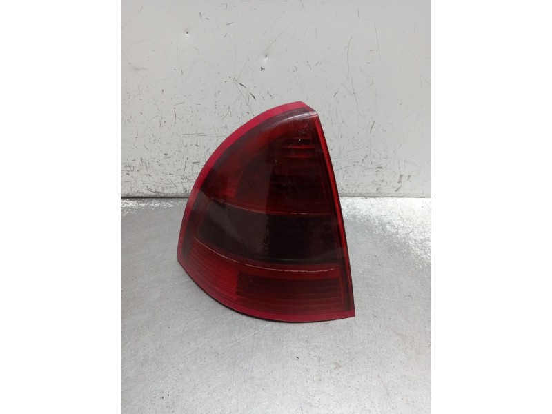 Recambio de piloto trasero izquierdo para citroën c5 ii (rc_) 2.0 hdi (rcrhrh) referencia OEM IAM 89032697  