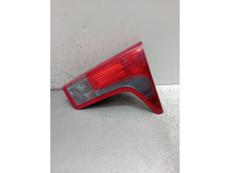 Recambio de piloto trasero derecho interior para citroën c5 ii (rc_) 2.0 hdi (rcrhrh) referencia OEM IAM 89034081  