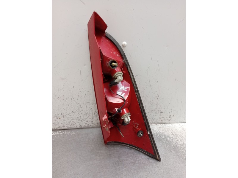 Recambio de piloto trasero derecho para ford focus i (daw, dbw) 1.8 tdci referencia OEM IAM 1M5113404AB  