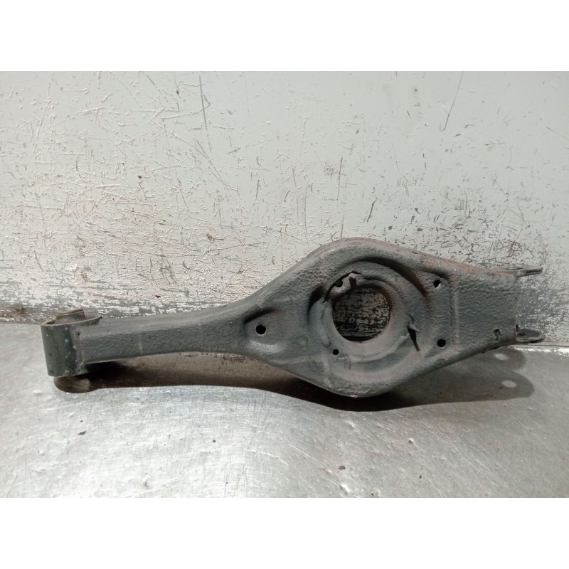 Recambio de brazo suspension inferior trasero izquierdo para kia cee´d sw (ed) 2.0 crdi 140 referencia OEM IAM   