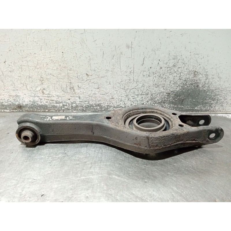 Recambio de brazo suspension inferior trasero izquierdo para kia cee´d sw (ed) 2.0 crdi 140 referencia OEM IAM   
