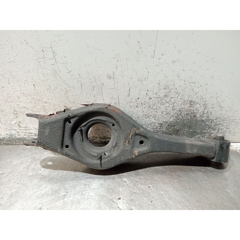Recambio de brazo suspension inferior trasero derecho para kia cee´d sw (ed) 2.0 crdi 140 referencia OEM IAM   