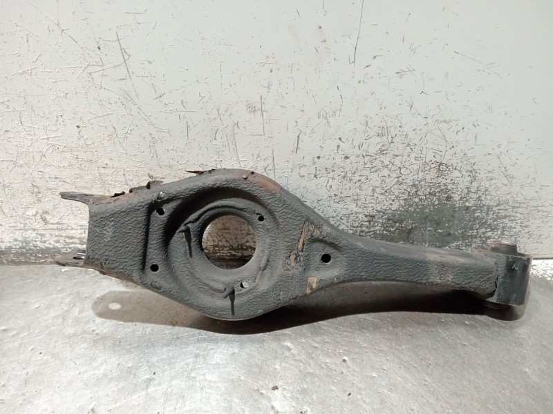Recambio de brazo suspension inferior trasero derecho para kia cee´d sw (ed) 2.0 crdi 140 referencia OEM IAM   