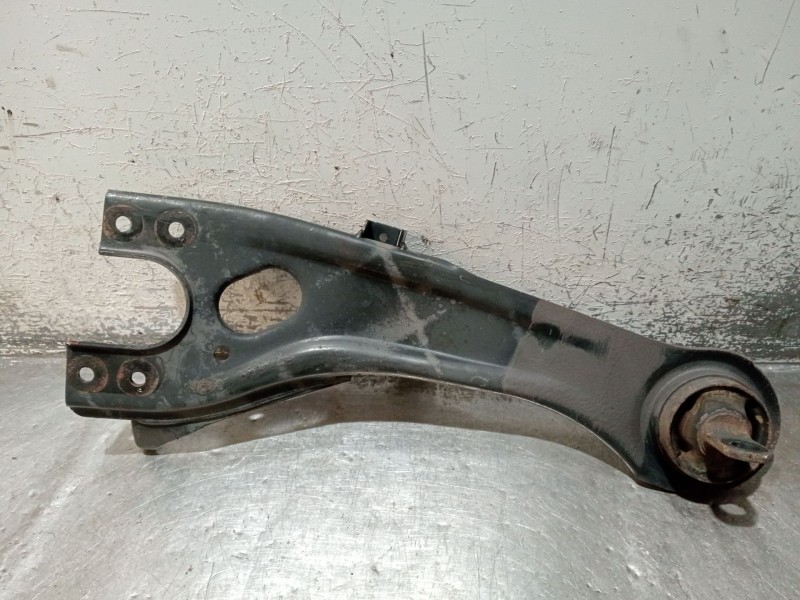 Recambio de brazo suspension inferior trasero izquierdo para kia cee´d sw (ed) 2.0 crdi 140 referencia OEM IAM   