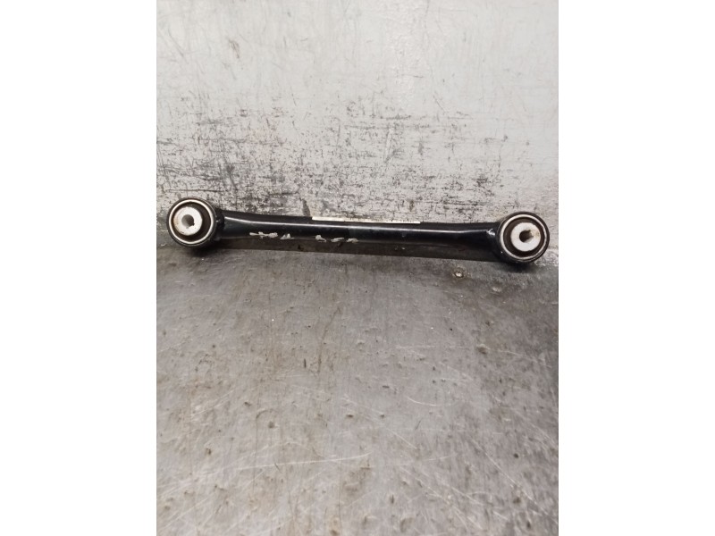 Recambio de brazo suspension inferior trasero derecho para jeep renegade referencia OEM IAM 00521136450  