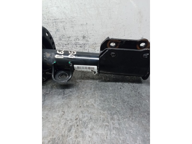 Recambio de amortiguador delantero derecho para jeep renegade referencia OEM IAM 00521599880  