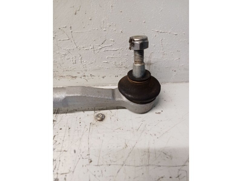 Recambio de cremallera direccion para jeep renegade referencia OEM IAM 00521289910  