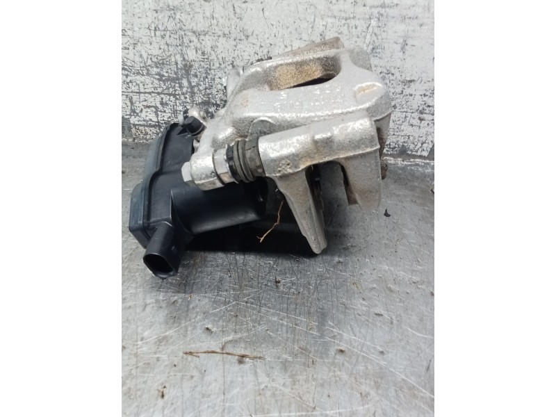Recambio de pinza freno trasera derecha para jeep renegade referencia OEM IAM   
