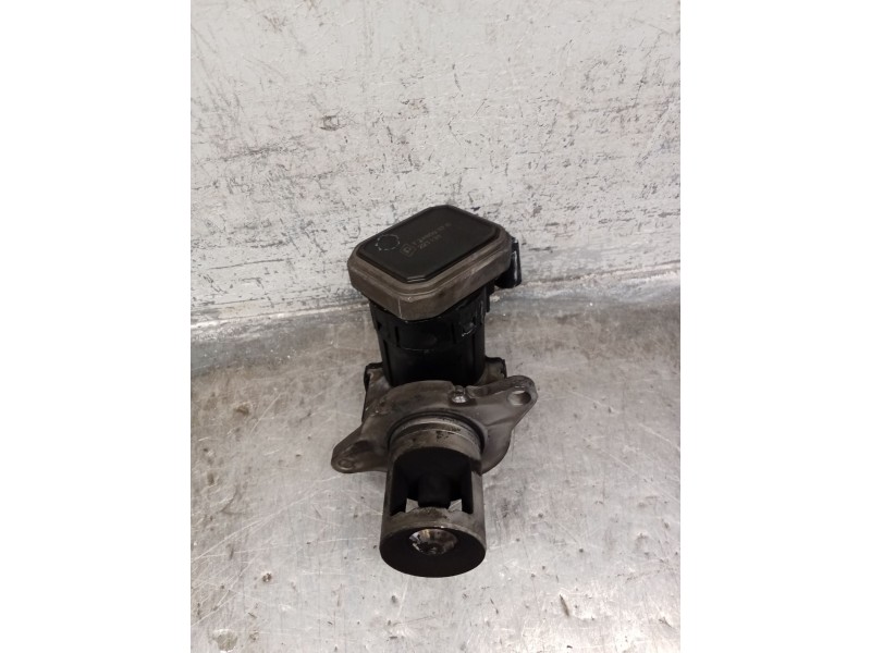 Recambio de valvula egr para mercedes-benz clase e (w211) e 270 cdi (211.016) referencia OEM IAM 724809370  