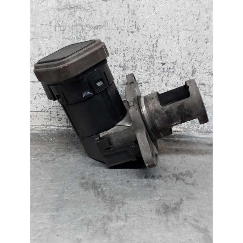 Recambio de valvula egr para mercedes-benz clase e (w211) e 270 cdi (211.016) referencia OEM IAM 724809370  