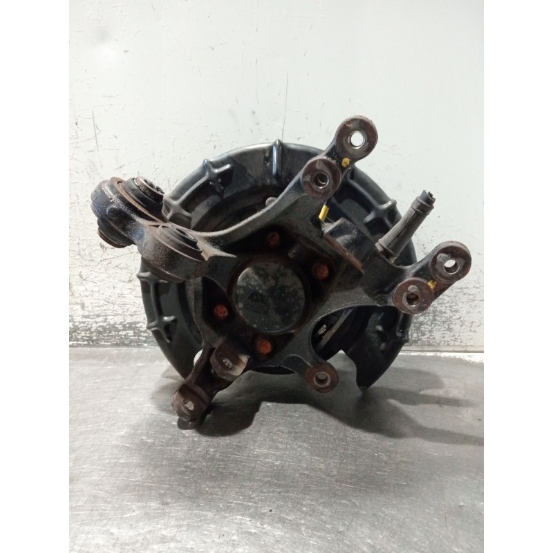 Recambio de mangueta trasera derecha para kia cee´d sw (ed) 2.0 crdi 140 referencia OEM IAM 582073K000  