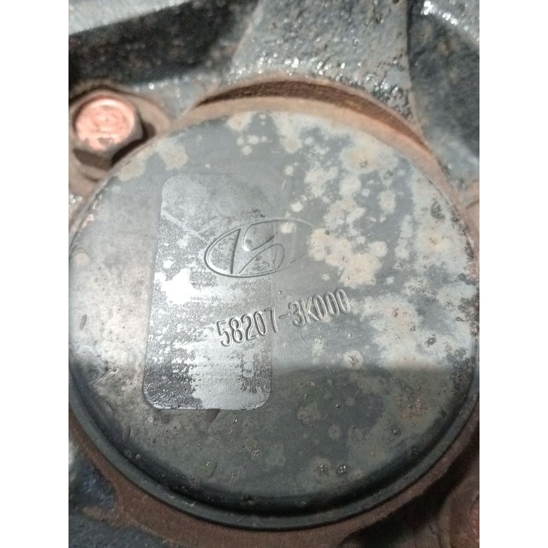 Recambio de mangueta trasera derecha para kia cee´d sw (ed) 2.0 crdi 140 referencia OEM IAM 582073K000  