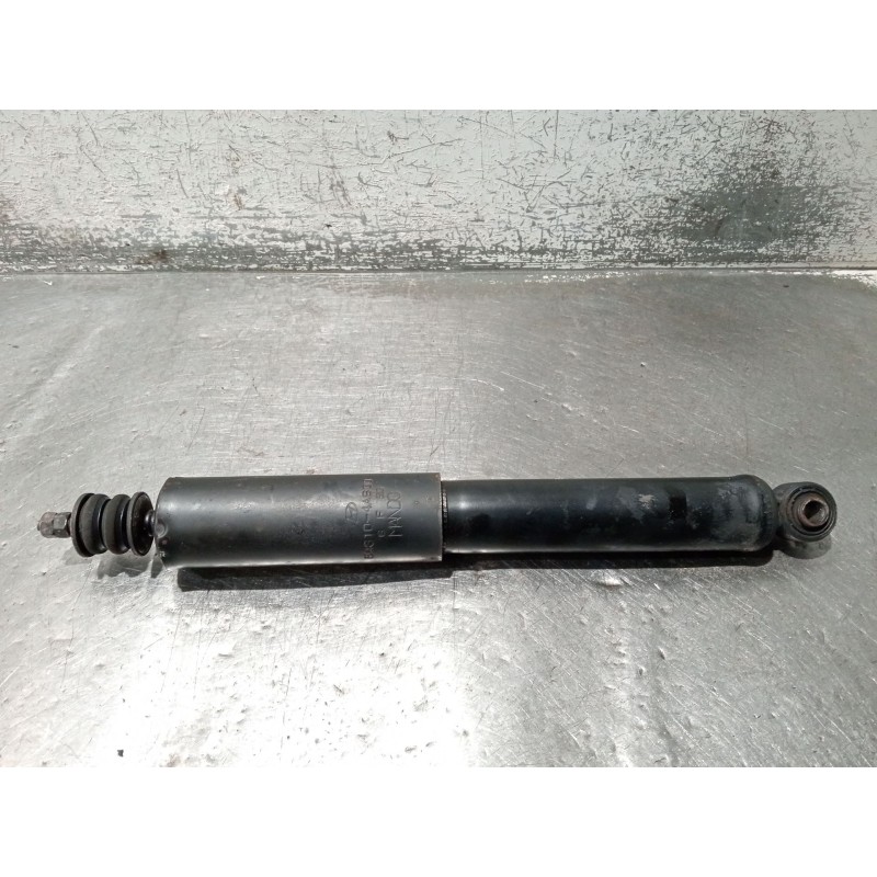 Recambio de amortiguador delantero derecho para hyundai h-1 furgoneta (a1) 2.5 crdi referencia OEM IAM 543104A600  