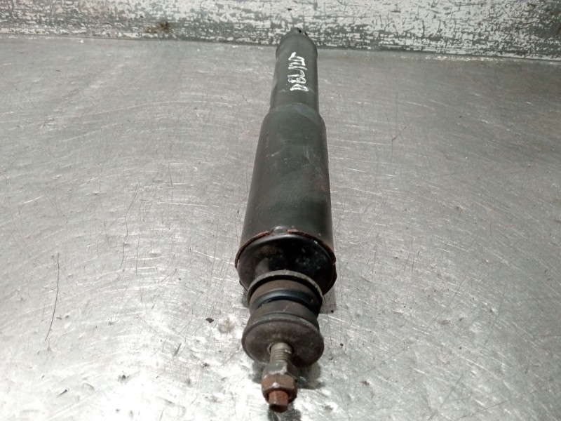 Recambio de amortiguador delantero izquierdo para hyundai h-1 furgoneta (a1) 2.5 crdi referencia OEM IAM 543104A600  