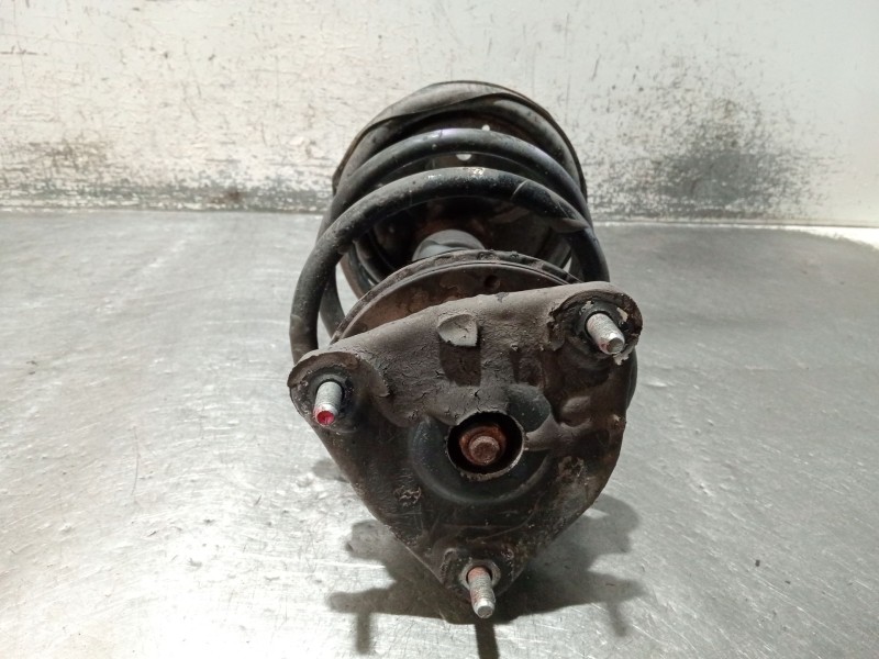 Recambio de amortiguador delantero derecho para kia cee´d sw (ed) 2.0 crdi 140 referencia OEM IAM 546601H100  
