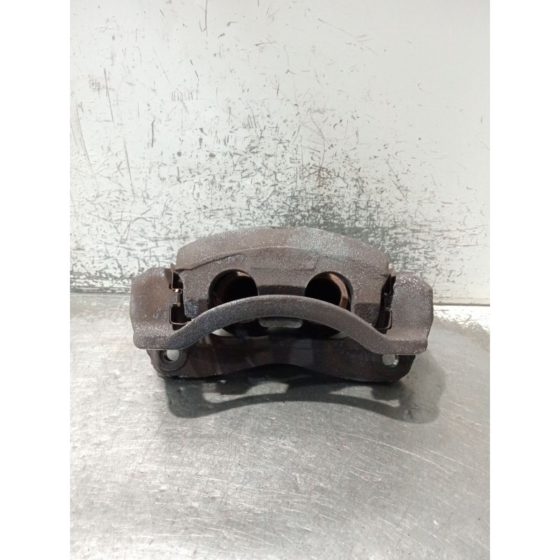 Recambio de pinza freno delantera derecha para hyundai h-1 furgoneta (a1) 2.5 crdi referencia OEM IAM BC140047  