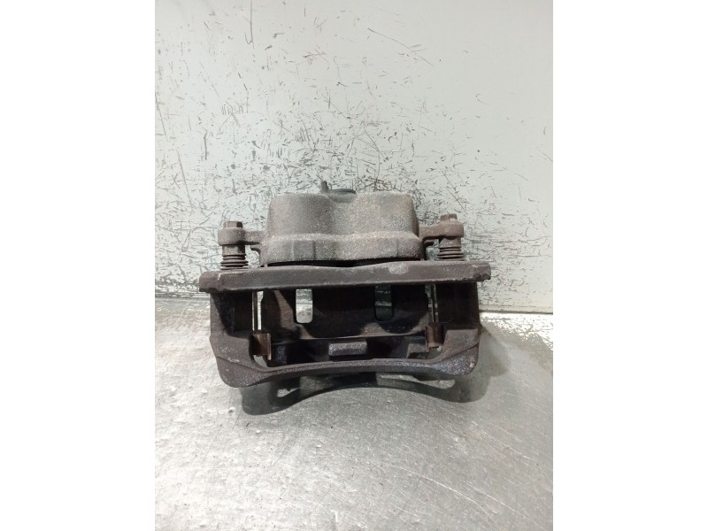 Recambio de pinza freno delantera derecha para hyundai h-1 furgoneta (a1) 2.5 crdi referencia OEM IAM BC140047  