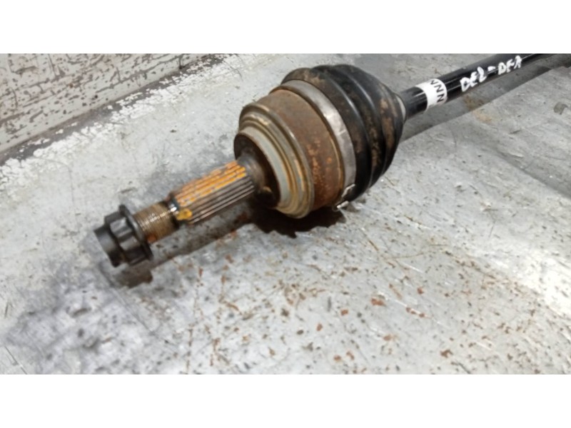 Recambio de transmision delantera derecha para toyota yaris 1.3 16v cat referencia OEM IAM 434100D390  