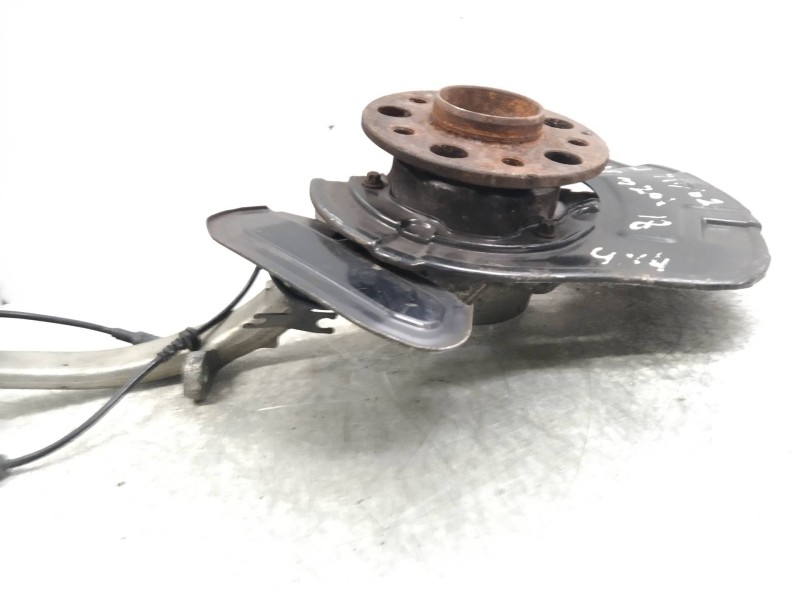 Recambio de mangueta delantera izquierda para mercedes clase e (w211) berlina 3.2 v6 18v cat referencia OEM IAM   