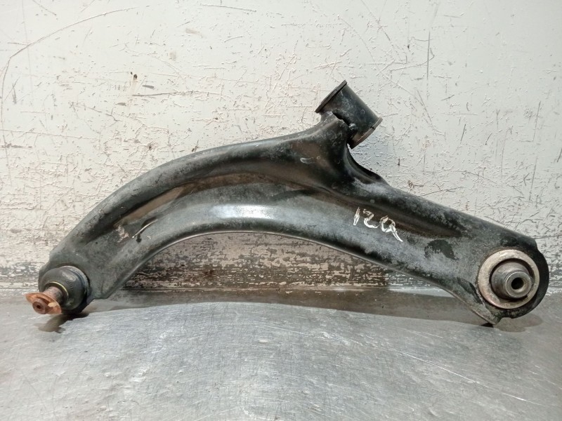 Recambio de brazo suspension inferior delantero izquierdo para renault clio iii (br0/1, cr0/1) 1.2 16v (br02, br0j, br11, cr02, 