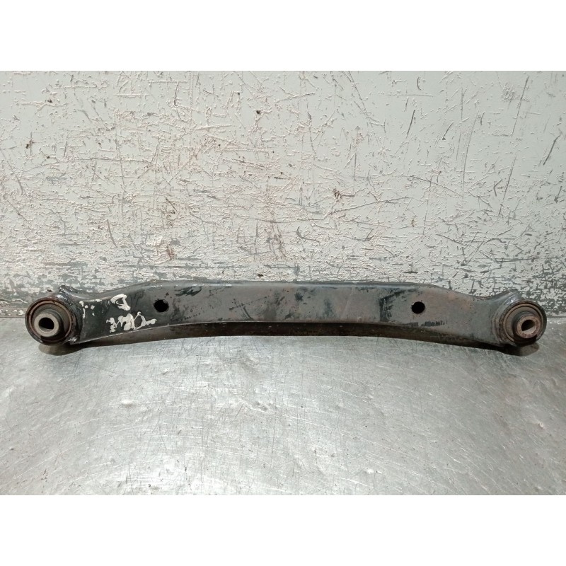 Recambio de brazo suspension inferior trasero derecho para kia cee´d sw (ed) 2.0 crdi 140 referencia OEM IAM   