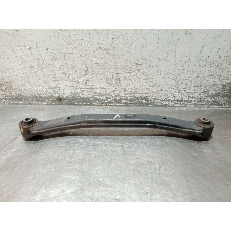 Recambio de brazo suspension inferior trasero izquierdo para kia cee´d sw (ed) 2.0 crdi 140 referencia OEM IAM   