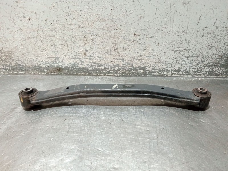 Recambio de brazo suspension inferior trasero izquierdo para kia cee´d sw (ed) 2.0 crdi 140 referencia OEM IAM   