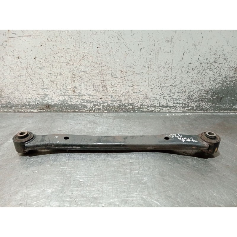 Recambio de brazo suspension inferior trasero izquierdo para kia cee´d sw (ed) 2.0 crdi 140 referencia OEM IAM   