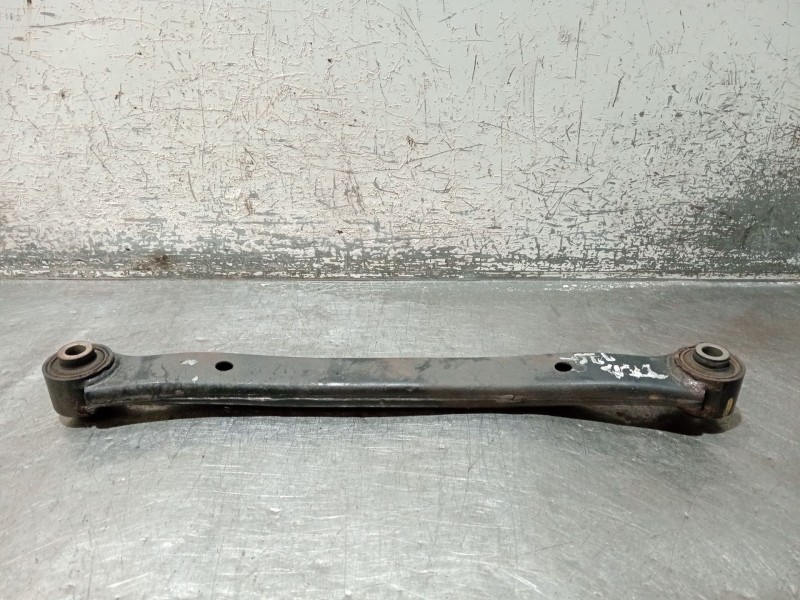 Recambio de brazo suspension inferior trasero izquierdo para kia cee´d sw (ed) 2.0 crdi 140 referencia OEM IAM   