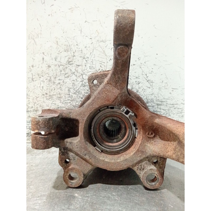 Recambio de mangueta delantera izquierda para renault clio iii (br0/1, cr0/1) 1.2 16v (br02, br0j, br11, cr02, cr0j, cr11) refer