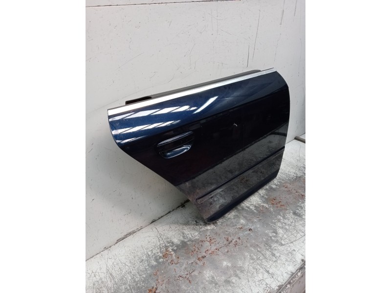 Recambio de puerta trasera derecha para seat exeo (3r2) 2.0 tdi referencia OEM IAM  4P 