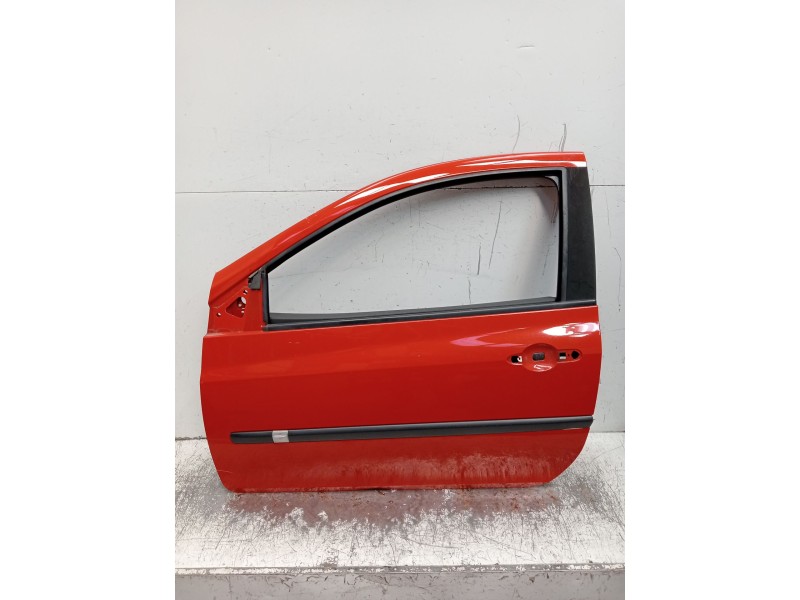 Recambio de puerta delantera izquierda para renault clio iii (br0/1, cr0/1) 1.2 16v (br02, br0j, br11, cr02, cr0j, cr11) referen