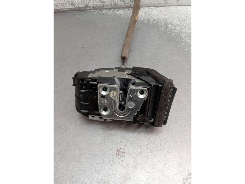 Recambio de motor cierre centralizado delantero derecho para nissan qashqai ii (j11, j11_) 1.2 dig-t referencia OEM IAM   