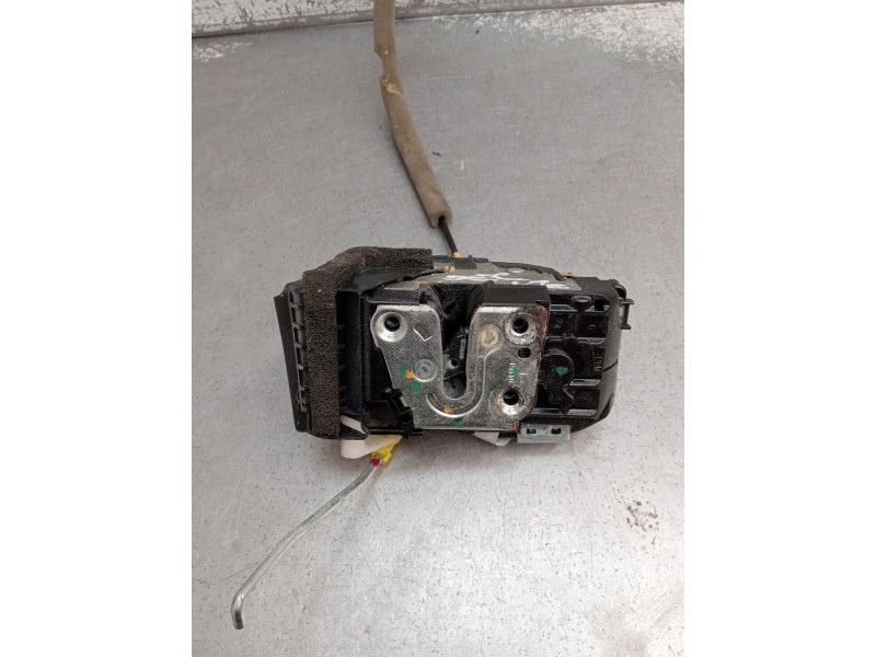 Recambio de motor cierre centralizado delantero izquierdo para nissan qashqai ii (j11, j11_) 1.2 dig-t referencia OEM IAM   