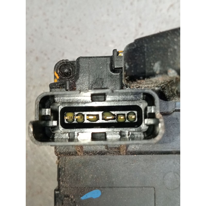 Recambio de motor cierre centralizado delantero izquierdo para nissan qashqai ii (j11, j11_) 1.2 dig-t referencia OEM IAM   