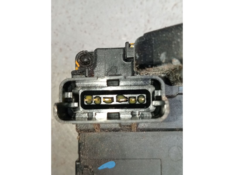 Recambio de motor cierre centralizado delantero izquierdo para nissan qashqai ii (j11, j11_) 1.2 dig-t referencia OEM IAM   