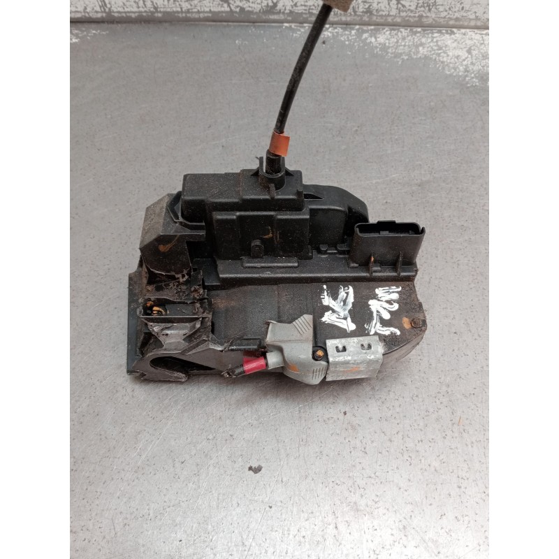 Recambio de motor cierre centralizado trasero derecho para nissan qashqai ii (j11, j11_) 1.2 dig-t referencia OEM IAM   