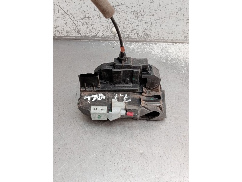 Recambio de motor cierre centralizado trasero izquierdo para nissan qashqai ii (j11, j11_) 1.2 dig-t referencia OEM IAM   