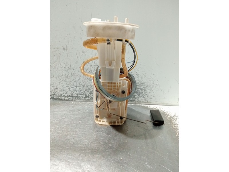 Recambio de bomba combustible para seat exeo (3r2) 2.0 tdi referencia OEM IAM 8E0919050AC 220212002009 